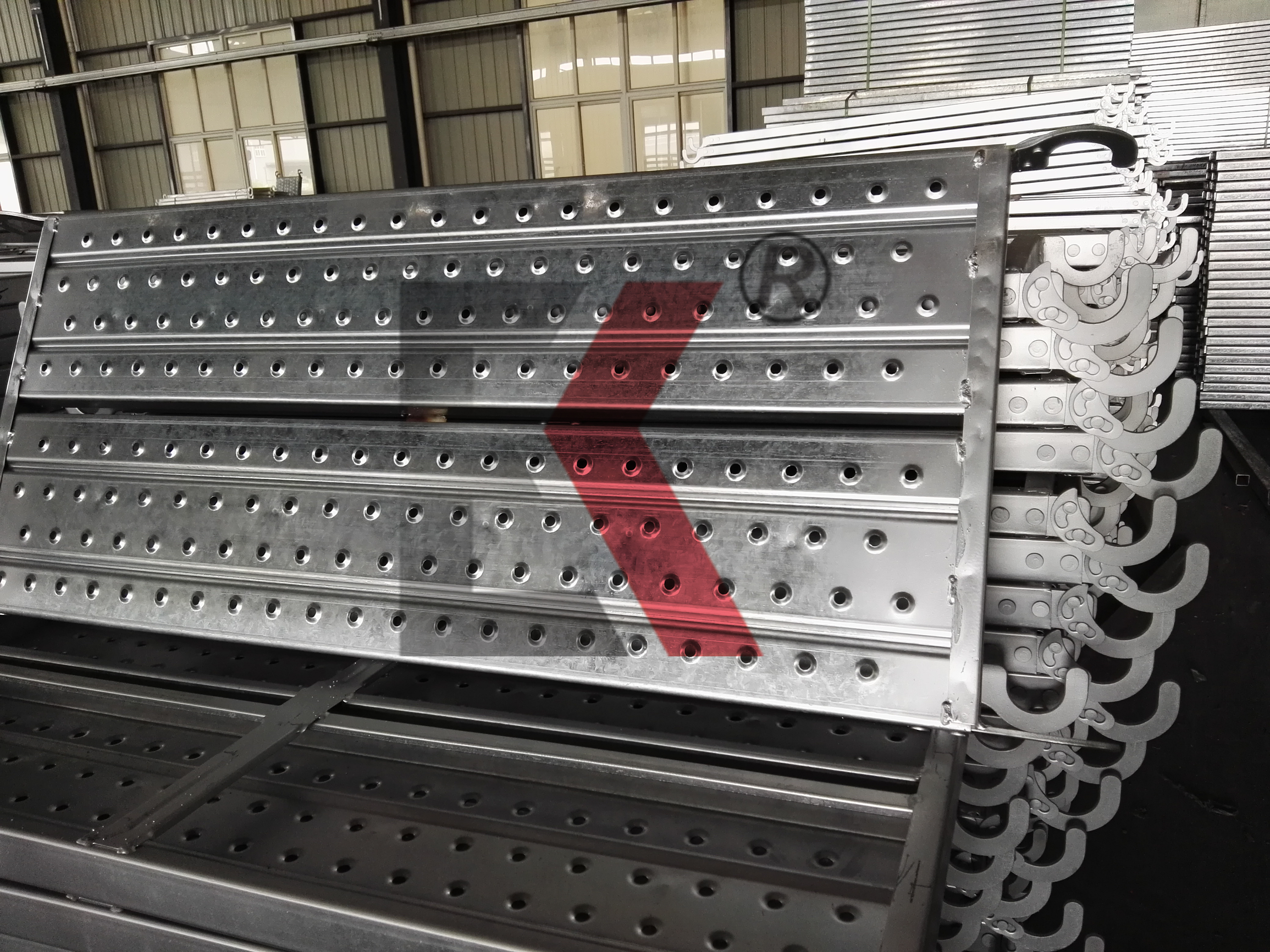 scaffolding plank ไม้กระดาน