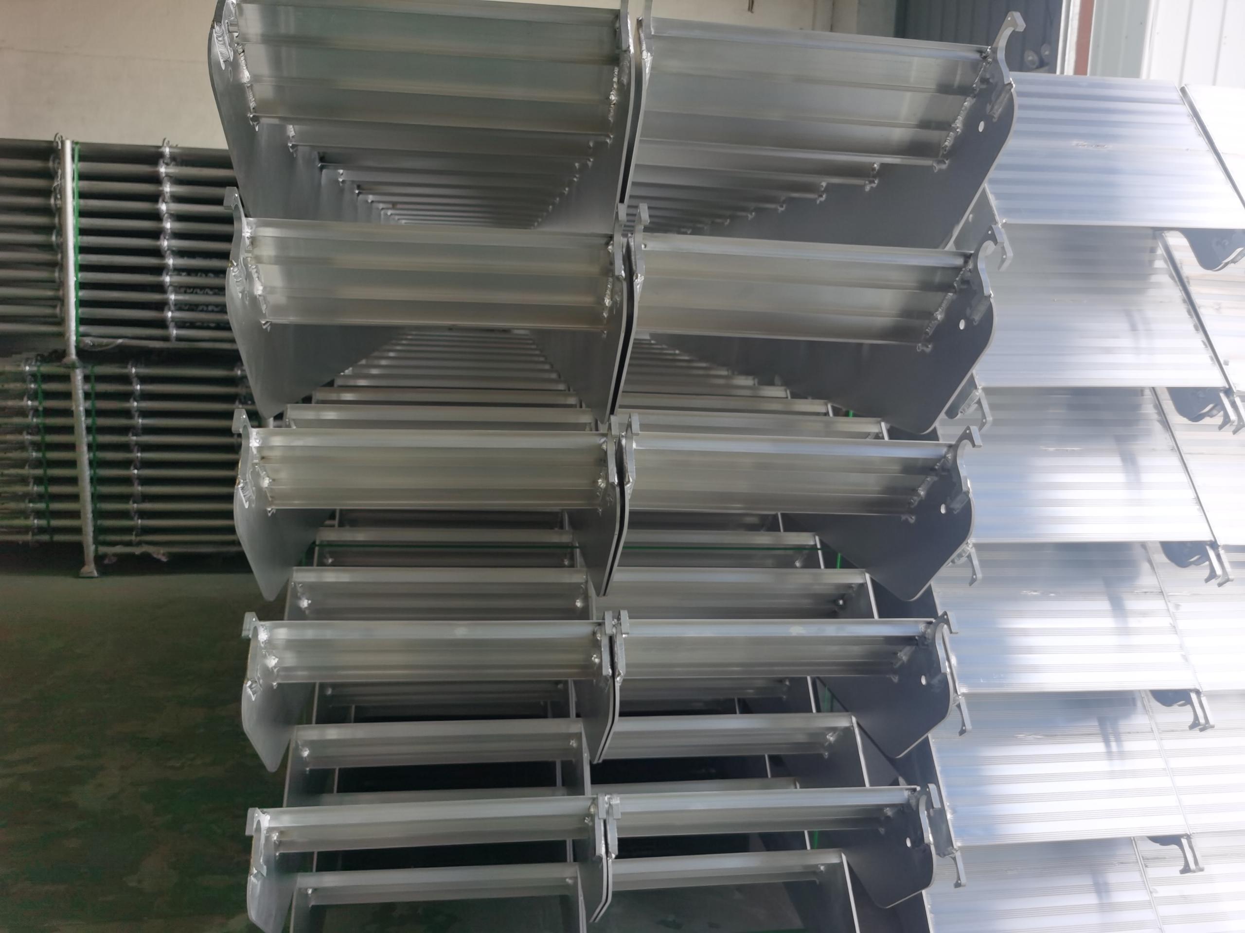 scaffolding stair บันไดนั่งร้าน