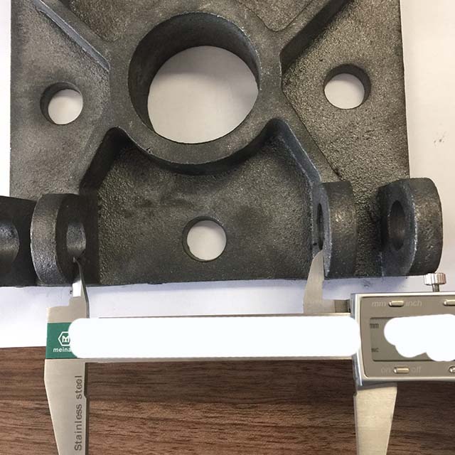 แผ่นฐานหล่อ 12