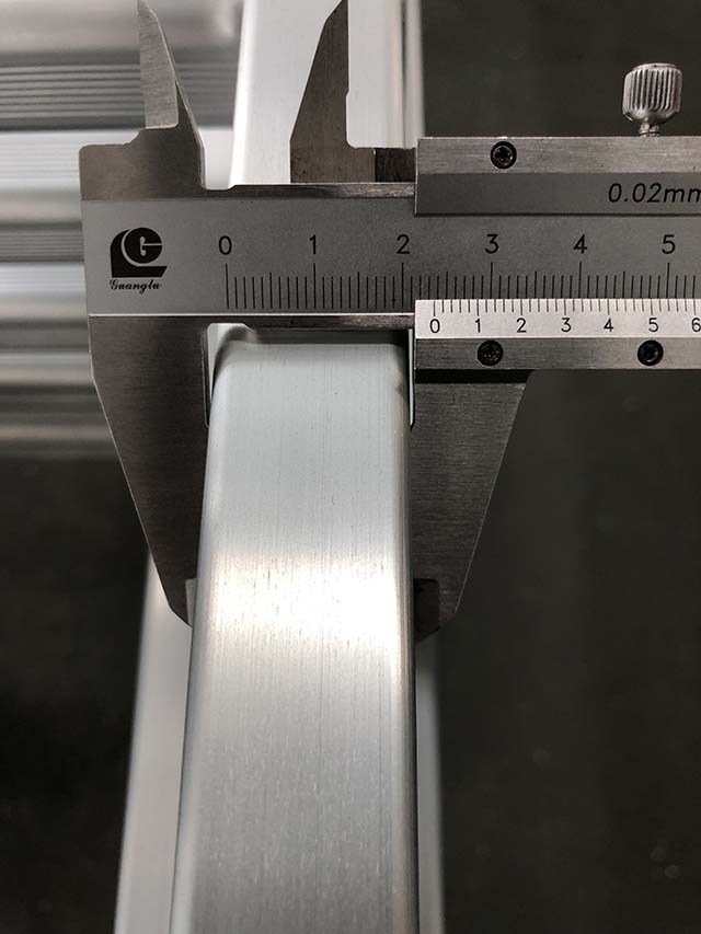 อลูมิเนียมนั่งร้าน 