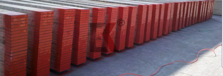 ~!phoenix_varIMG12!~