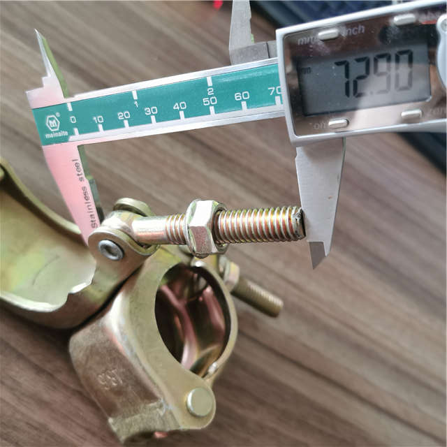 JIS หมุนแสดง 03