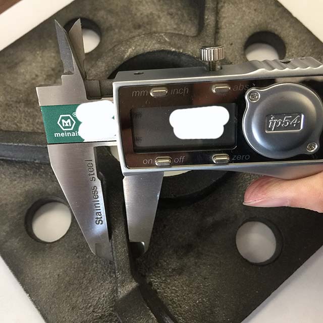 แผ่นฐานหล่อ 14