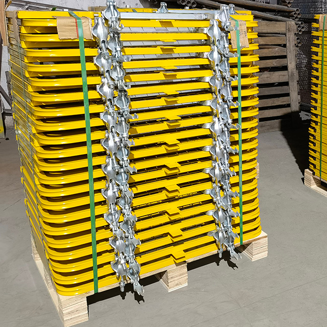 ประตูนั่งร้าน