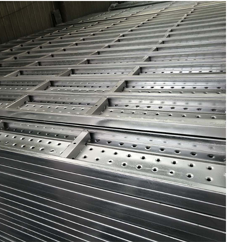 แผ่นนั่งร้าน 210x45x4000