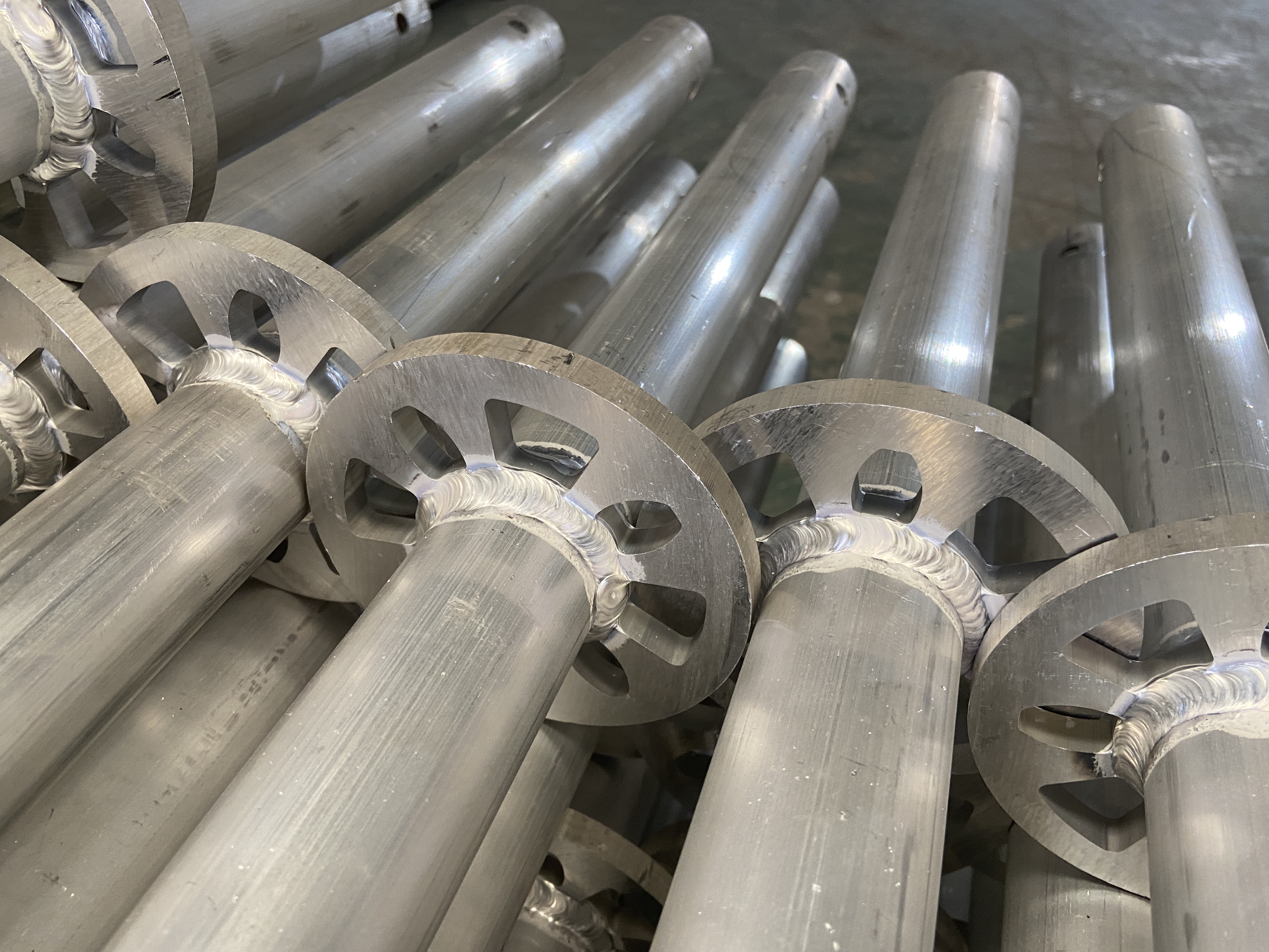 มาตรฐานการนั่งร้านอลูมิเนียม