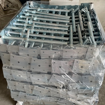 แจ็คปรับระดับนั่งร้านกลวง