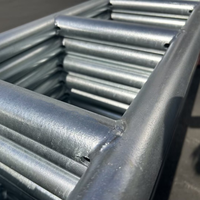 คานบันไดเหล็กนั่งร้าน