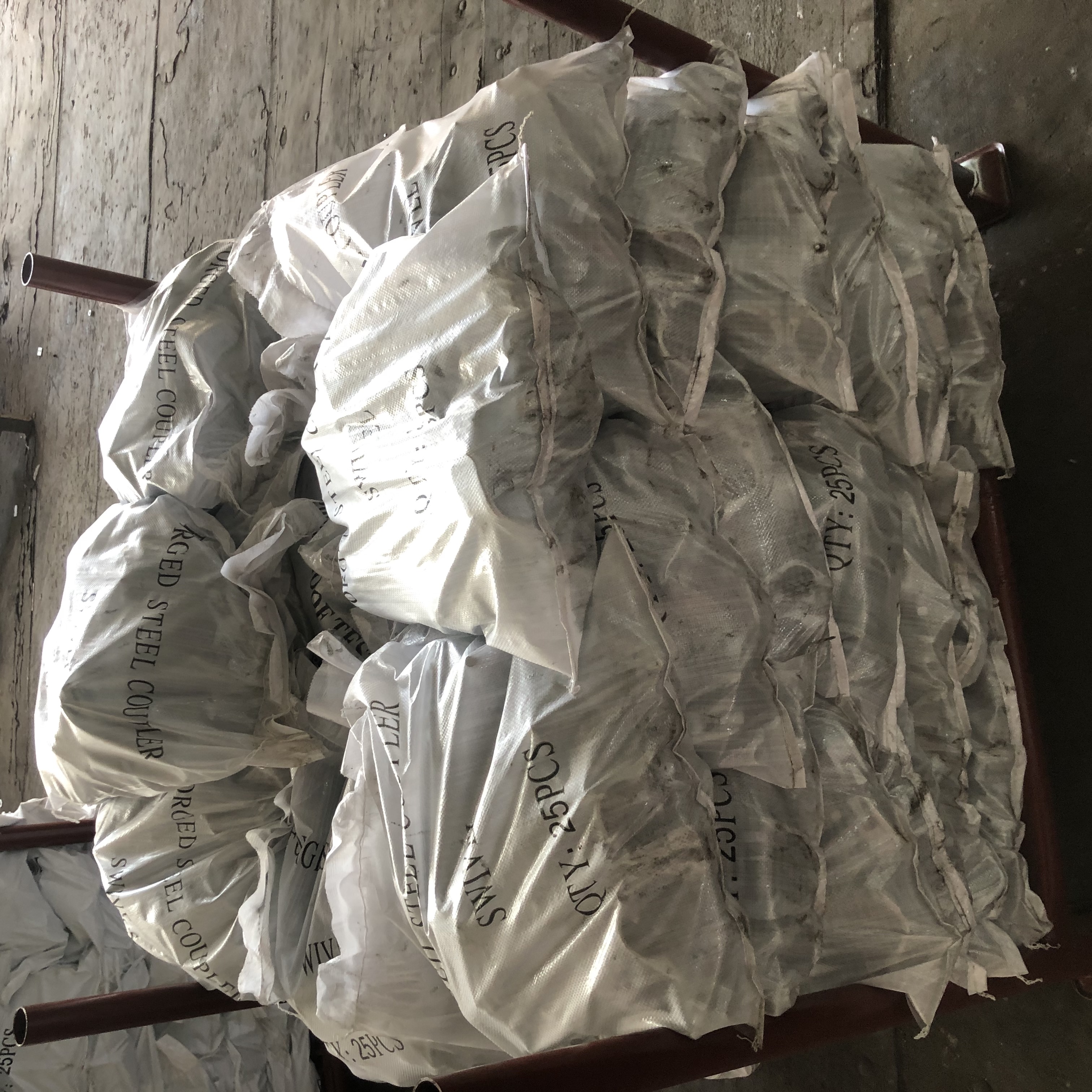 การบรรจุข้อต่อนั่งร้าน