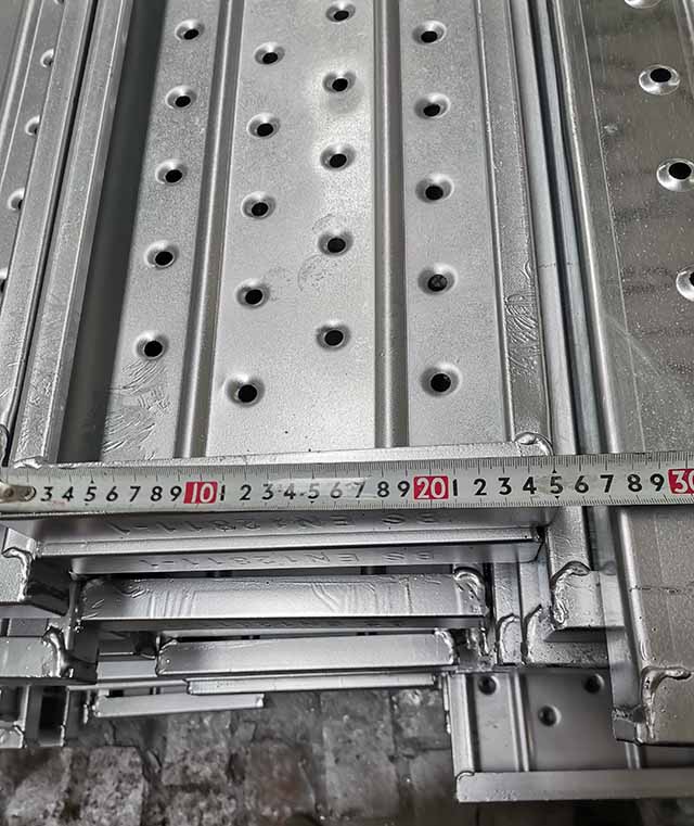 แผ่นโลหะ 07