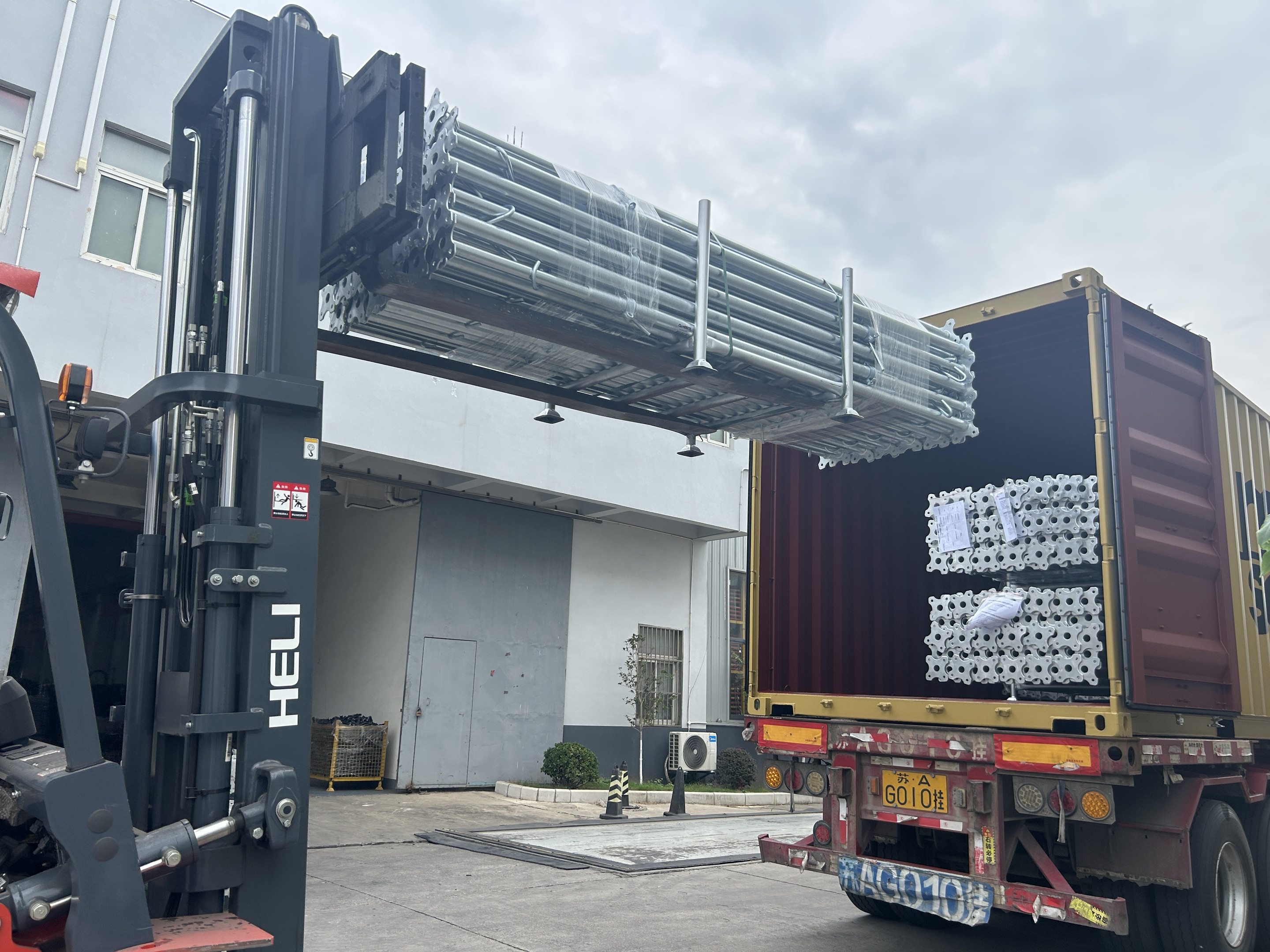 นั่งร้านprops 