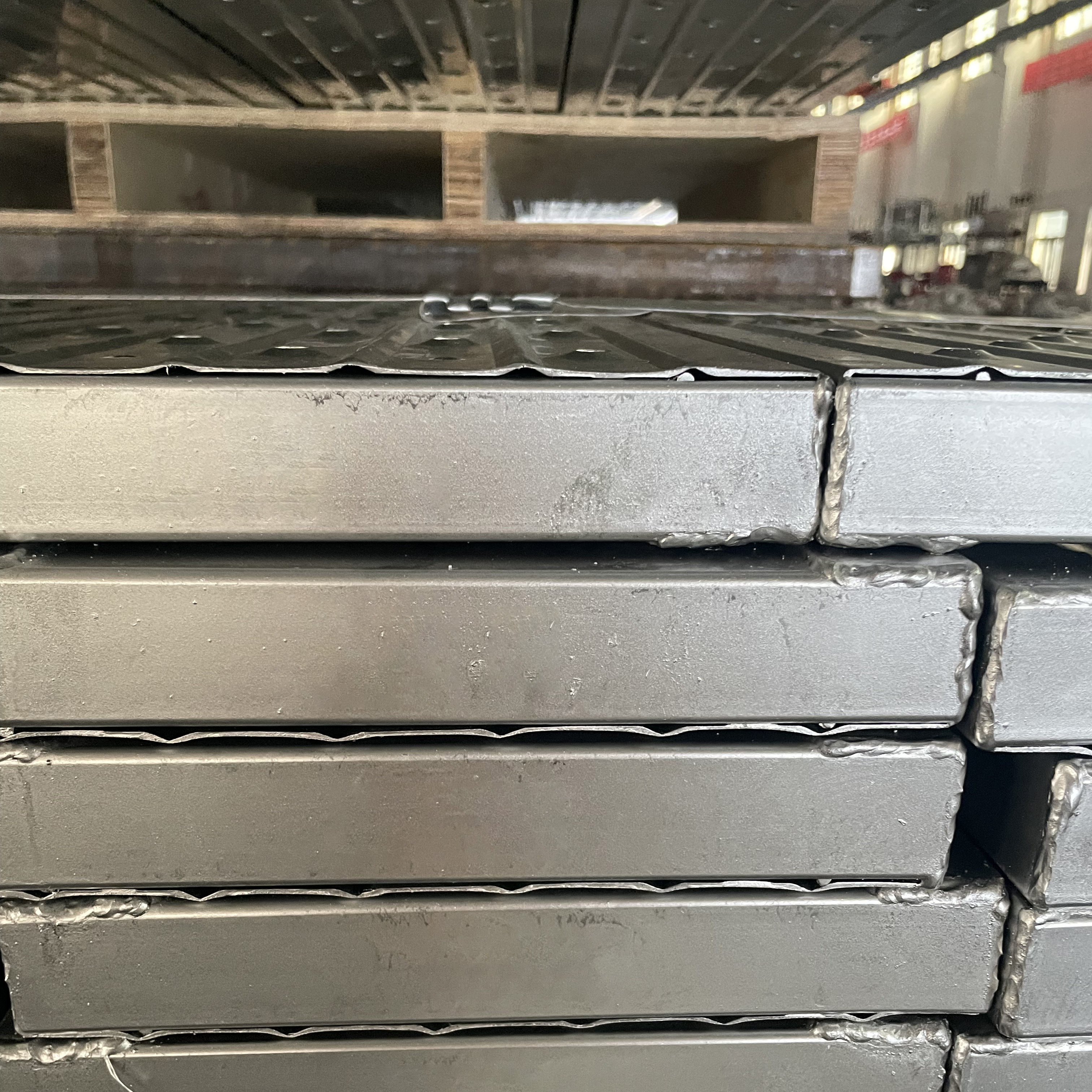 ไม้กระดานปิดไม้ 