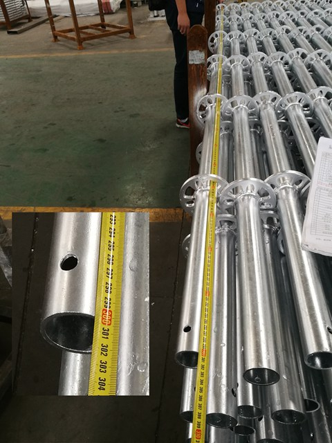 Hot Dip Galvanized HDG 3M Ringlock Scaffolding Standard แนวตั้ง