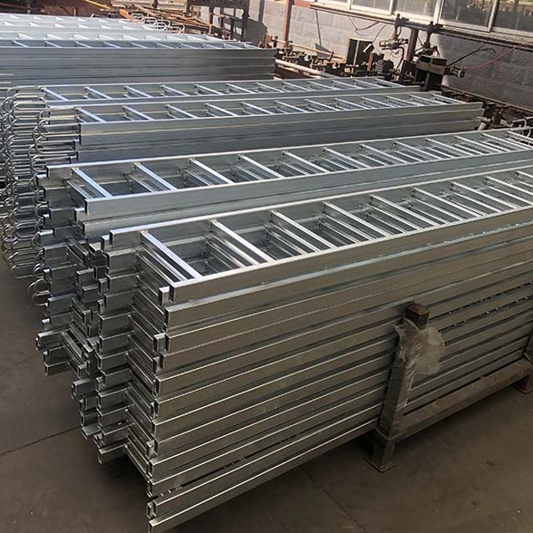 บันไดลิงนั่งร้านชุบสังกะสี