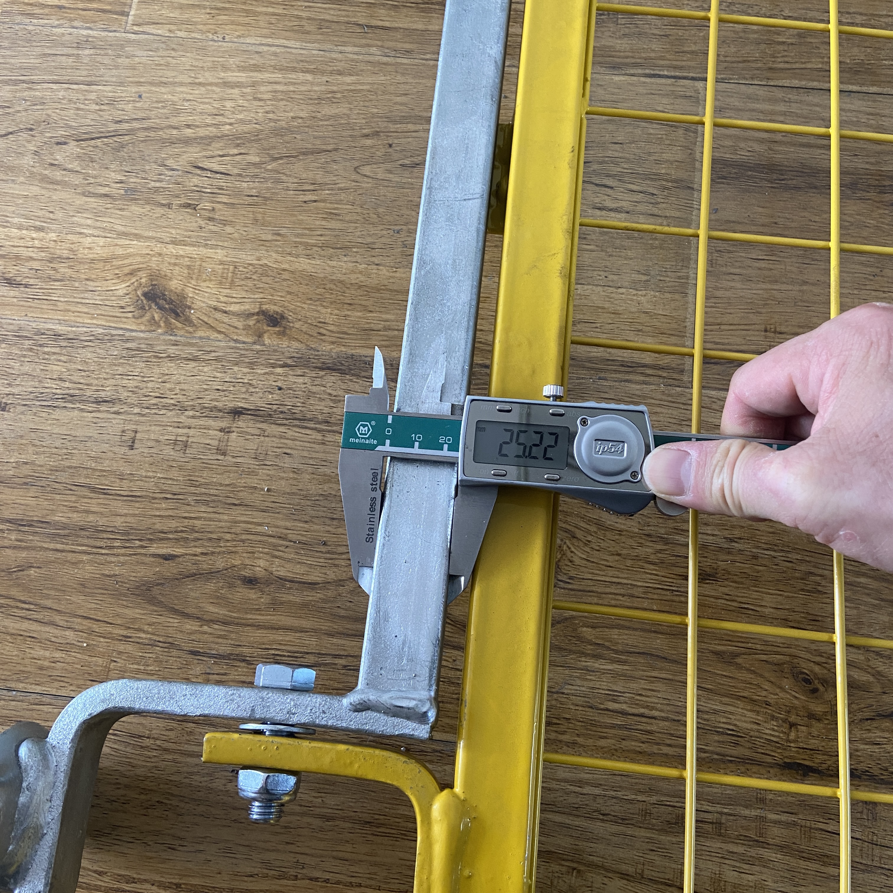 การทดสอบประตูทางเข้าบันไดแบบย้อนกลับ 