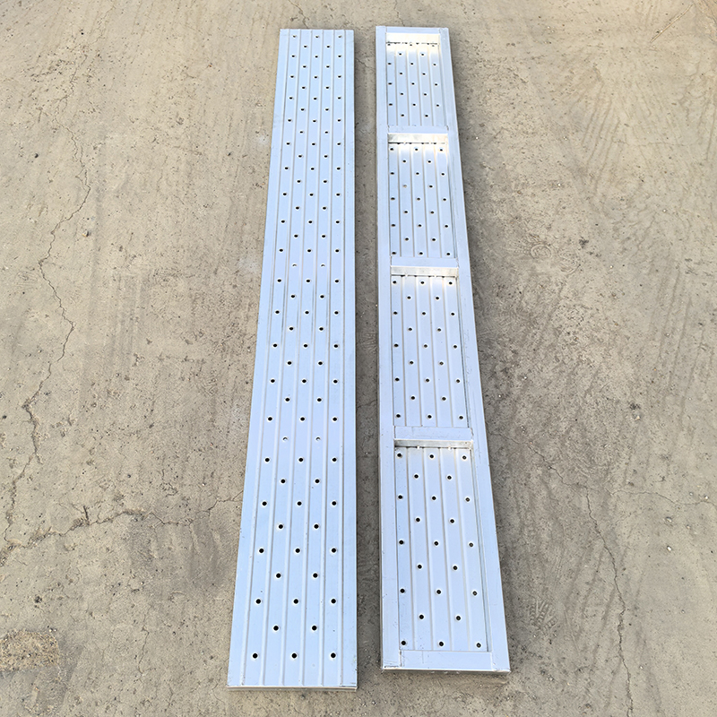 ไม้กระดานนั่งร้าน