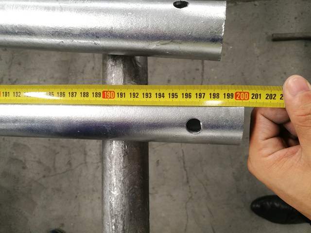 Hot Dip Galvanized HDG 2M Ringlock Scaffolding Standard แนวตั้ง