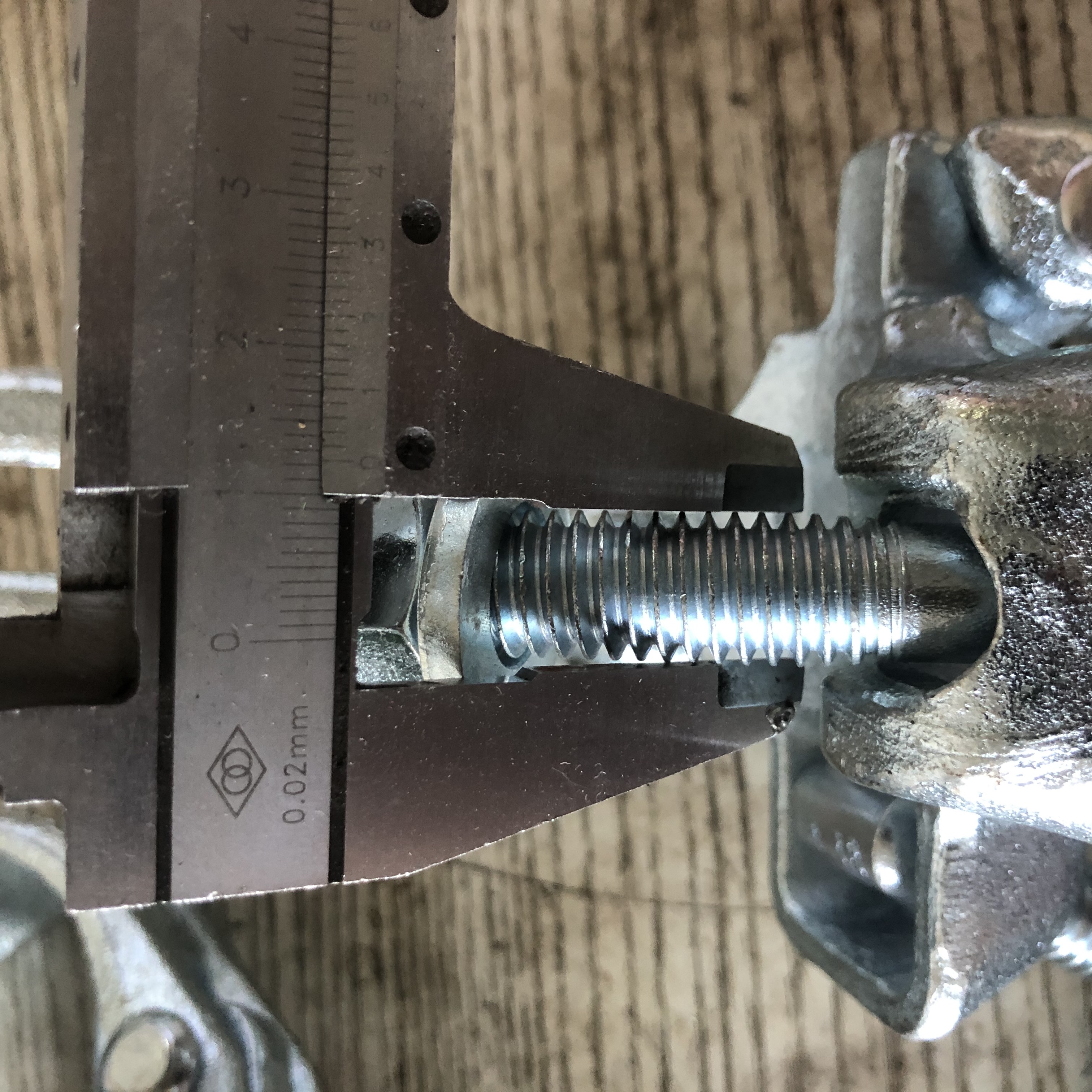 ลดการปลอมตัวเป็นคู่ Coupler