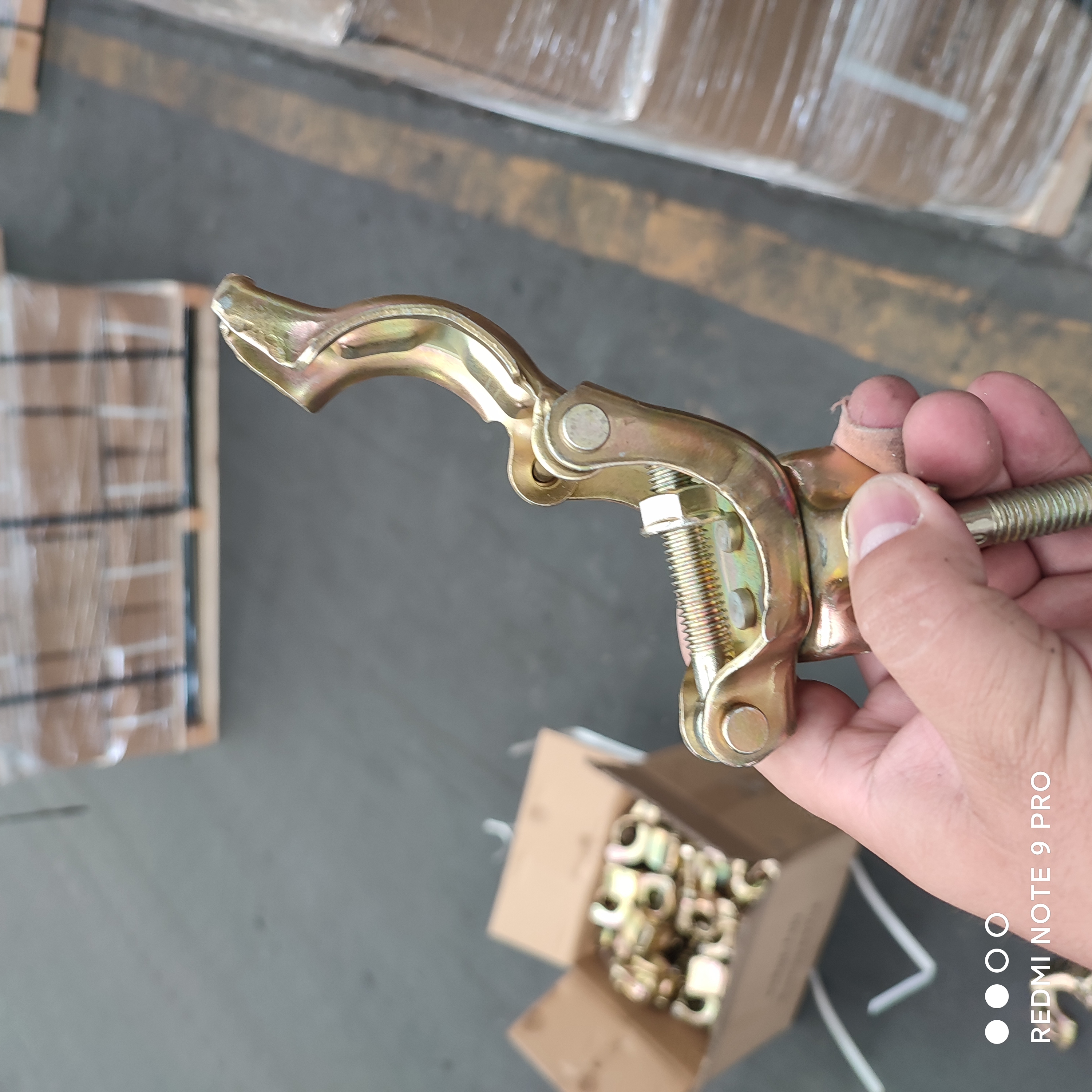 ขนาดข้อต่อแบบกด 