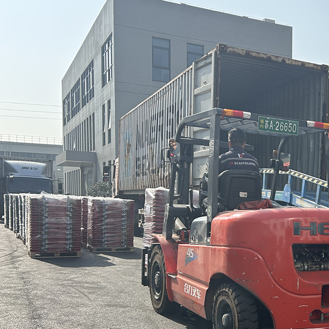 การจัดส่งประตูทางเข้าบันไดแบบพลิกกลับได้