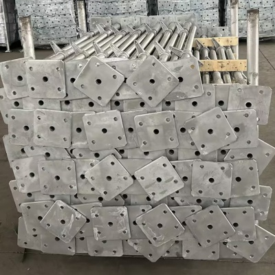 แจ็คปรับระดับนั่งร้านกลวง