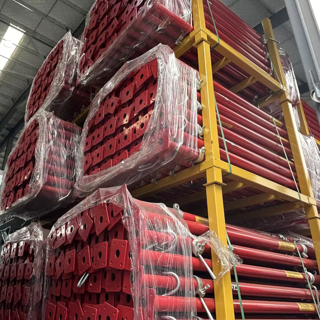 อุปกรณ์ประกอบฉากแบบหล่อ