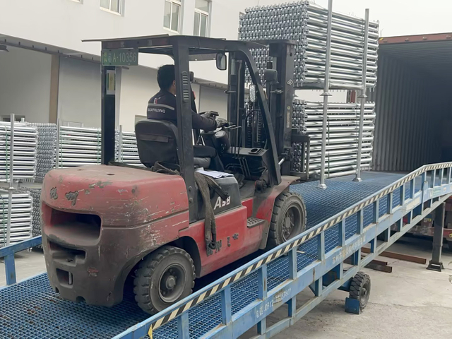 ระบบนั่งร้าน ringlock