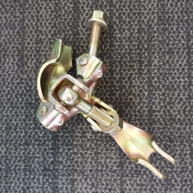 BS1139 กด scaffolding สังกะสีชุบคู่ coupler