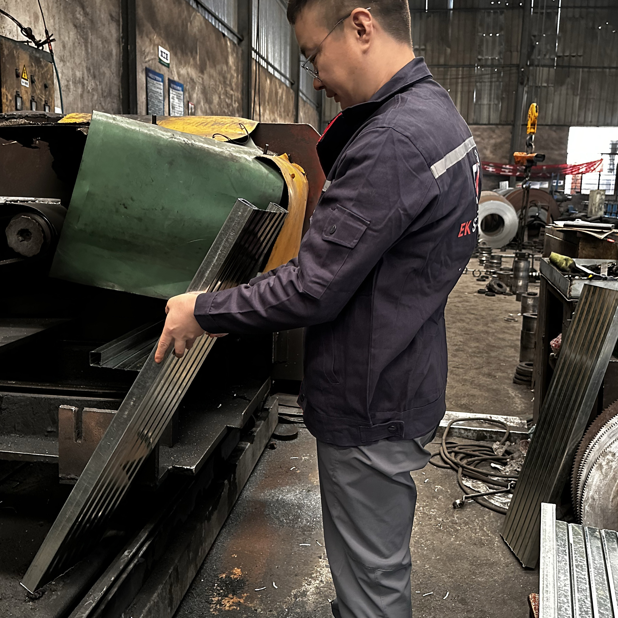 ปิดไม้กระดานปิดไม้ 