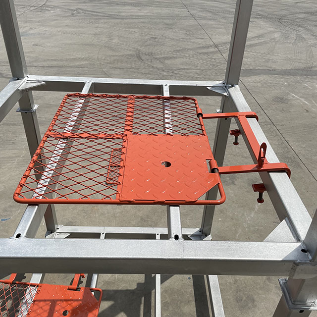 ประตูนั่งร้าน ประตู 