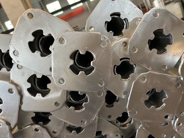 อุปกรณ์ประกอบฉากเหล็ก