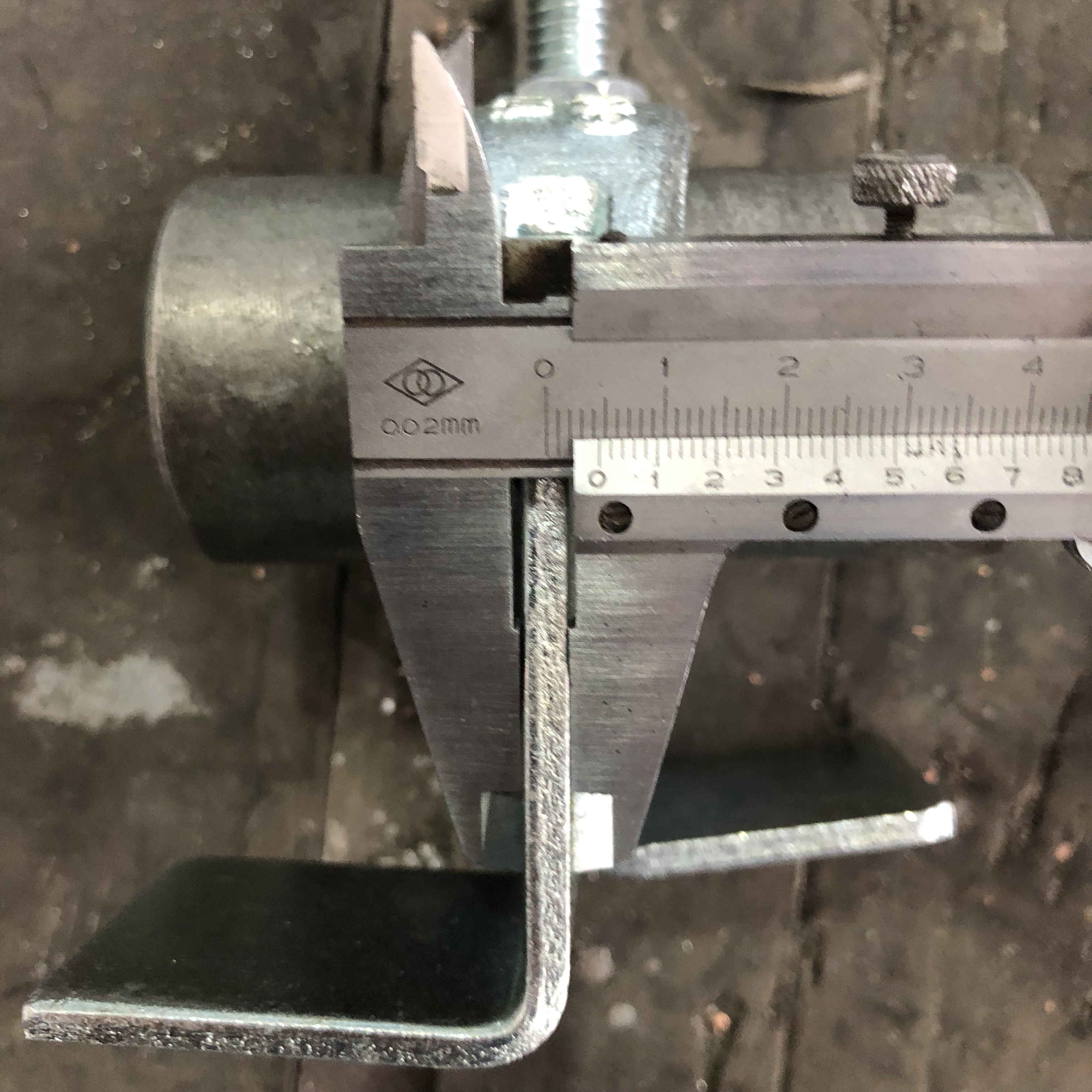 บอร์ดปลอมตัวเป็นตัวเชื่อมต่อกัน