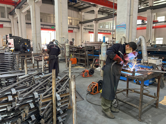 รูปแบบขาตั้ง