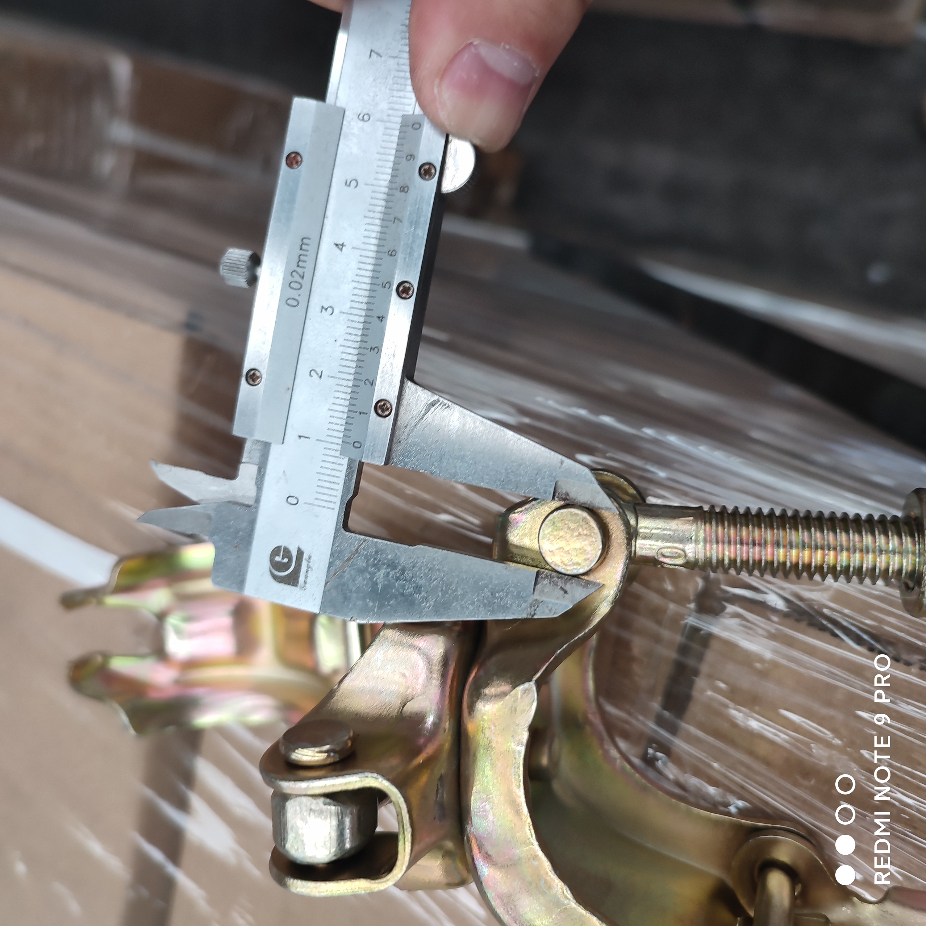 ขนาดข้อต่อแบบกด