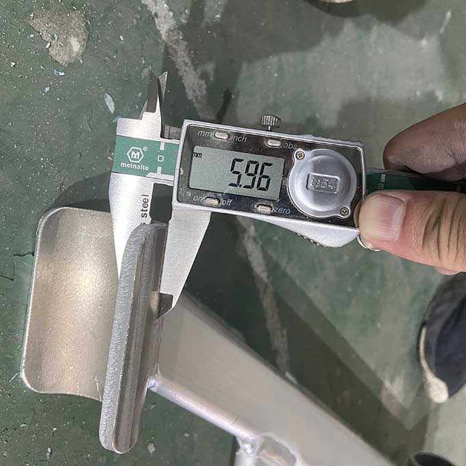 ครึ่งริบโปชัน 