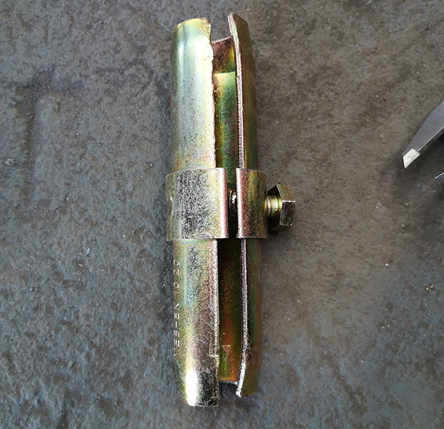 EN74 ตัวหนีบกดปุ่มข้อต่อนั่งร้าน