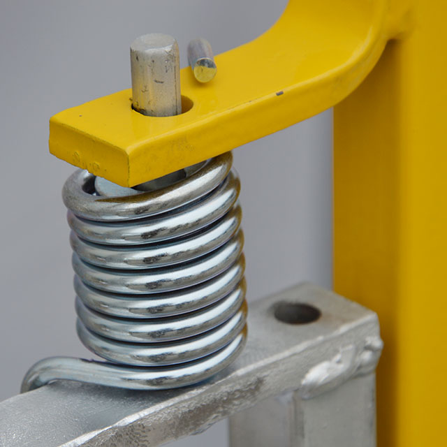 ประตูนั่งร้าน