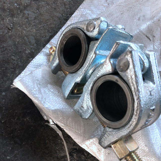 ลดการปลอมแปลง scaffolding galvanized german swivel coupler