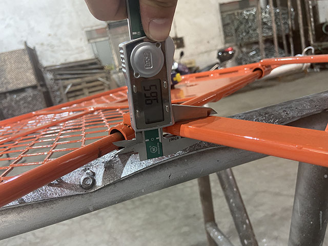 ประตูนั่งร้าน