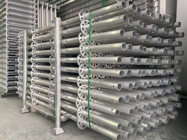 มาตรฐานการนั่งร้านอลูมิเนียม