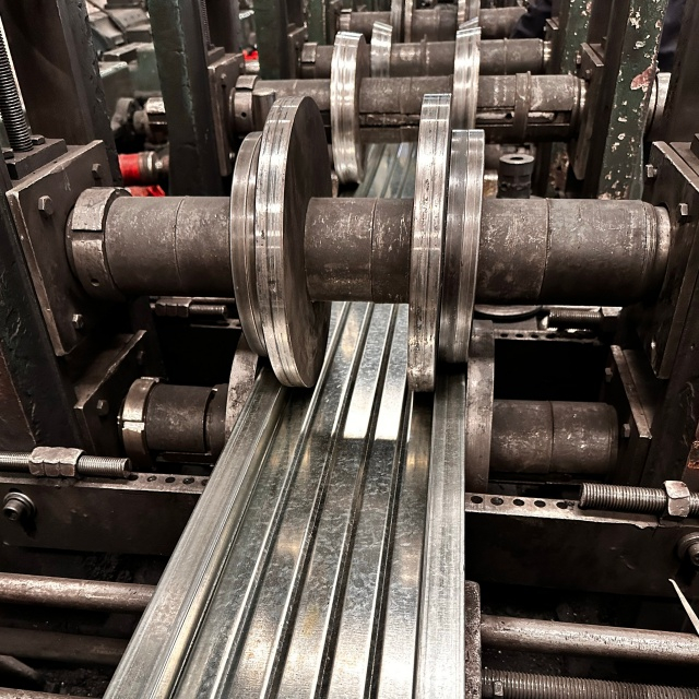 ไม้กระดานปิด