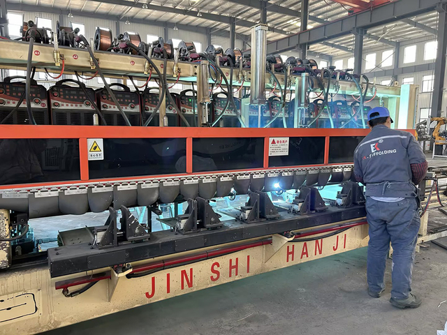 การเชื่อมนั่งร้าน ringlock