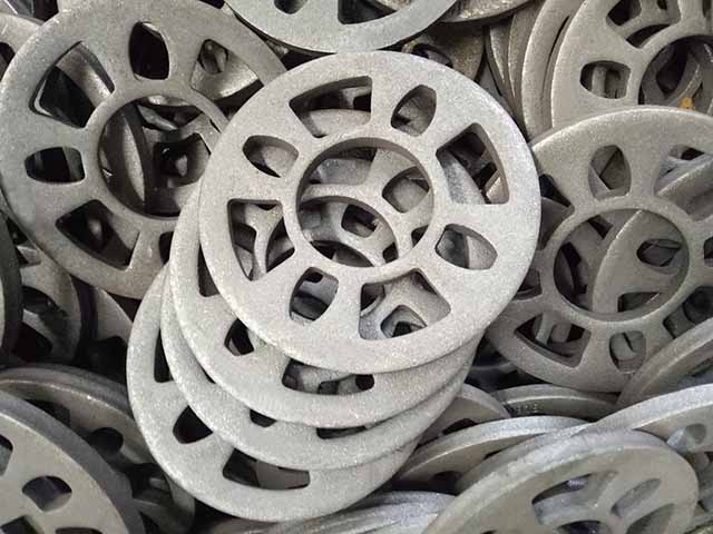 ระบบนั่งร้านแนวตั้ง Ringlock