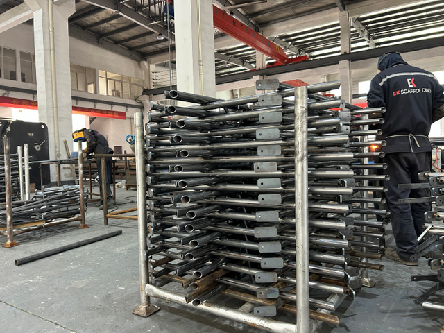 รูปแบบขาตั้ง