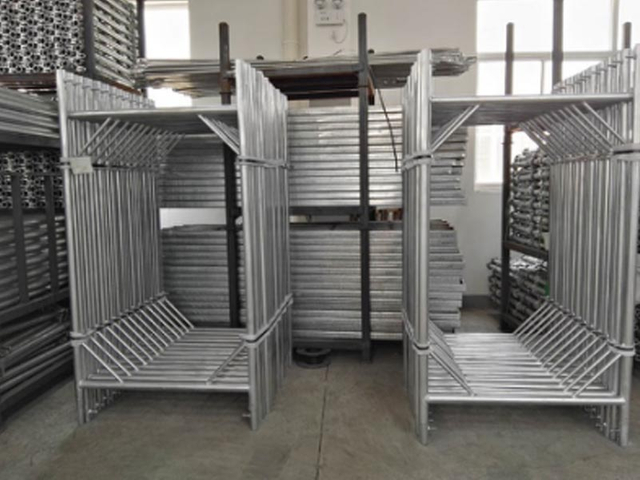 การนั่งร้านเฟรม