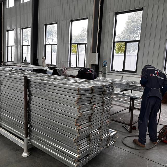 ไม้กระดานปิด