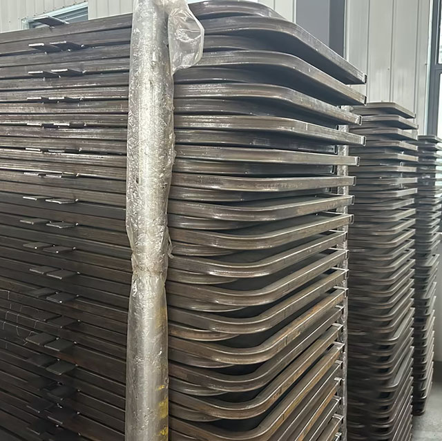 ภาพการผลิตประตูทางเข้าบันไดแบบพลิกกลับได้