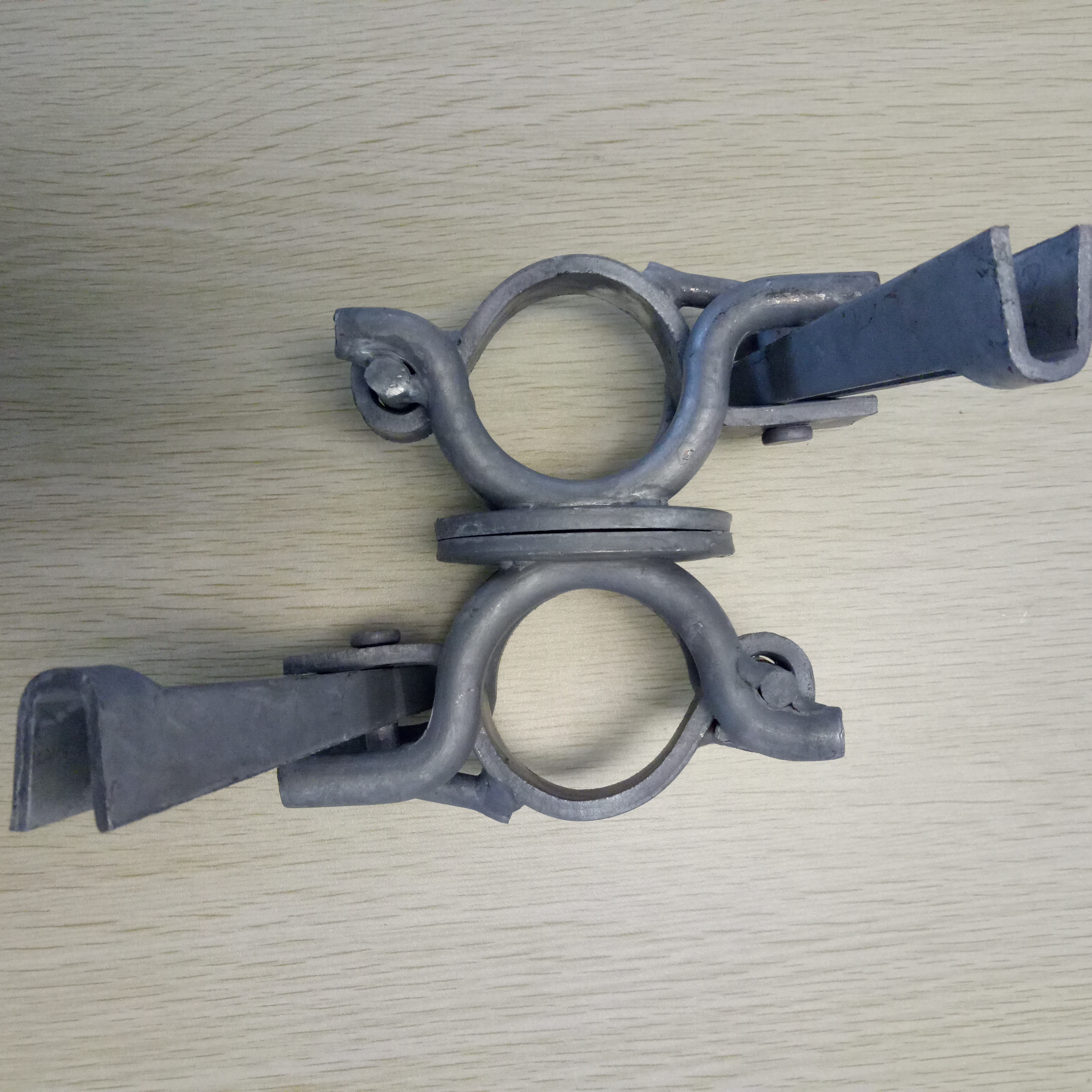 ข้อต่อแบบหมุนฟอร์จประเภทฮอลแลนด์ 