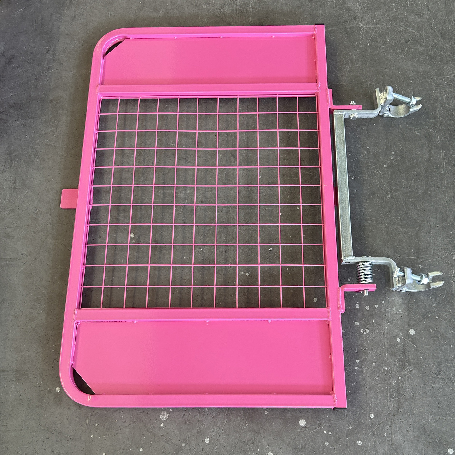 ประตูทางเข้าบันไดนั่งร้านแบบพลิกกลับได้