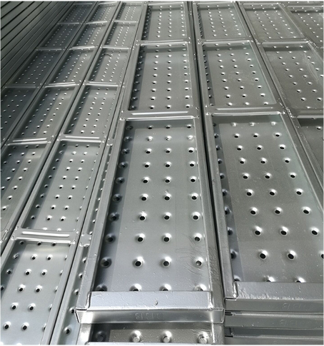 ตรวจสอบแผ่นเหล็กนั่งร้าน